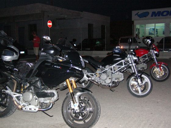 Click per vedere tutte le foto disponibili